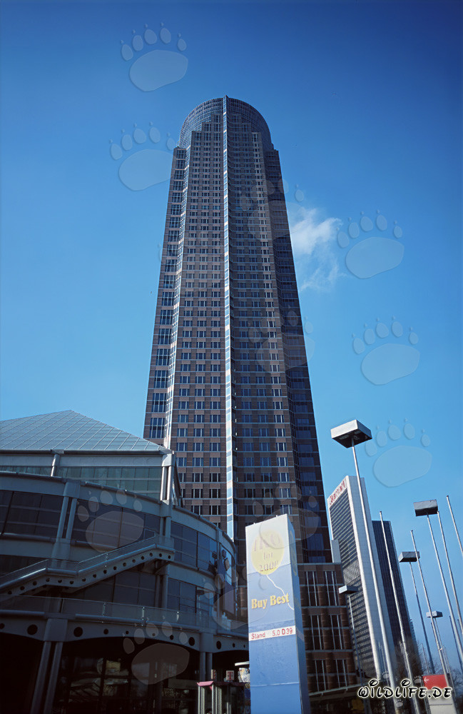 Frankfurt am Main - Trade Fair Tower: Symbol of Modernity in the Banking Metropolis
