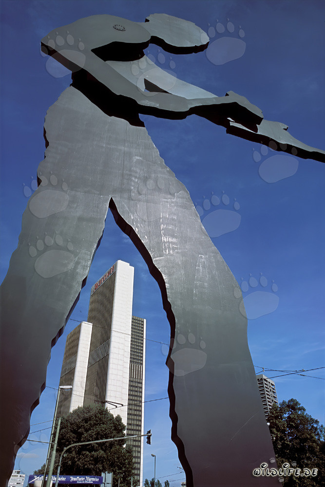 The Hammering Man in Front of the Trade Fair Tower in Frankfurt