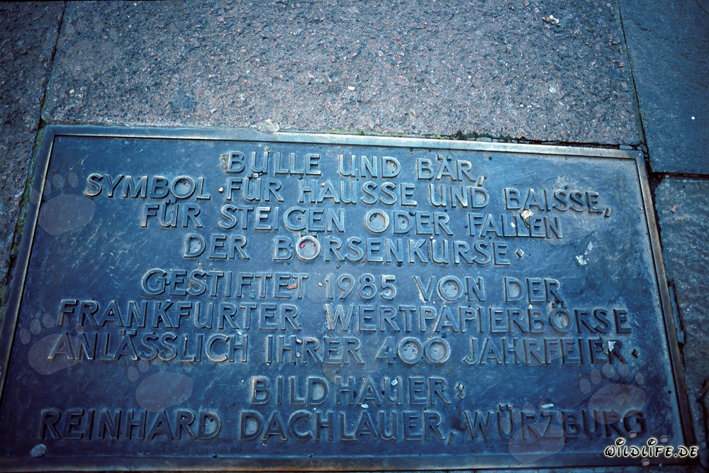 Placa conmemorativa en la Bolsa de Frankfurt