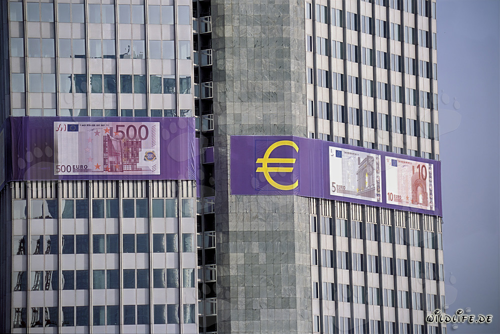 Photograph of the European Central Bank (ECB) - Eurotower in Frankfurt