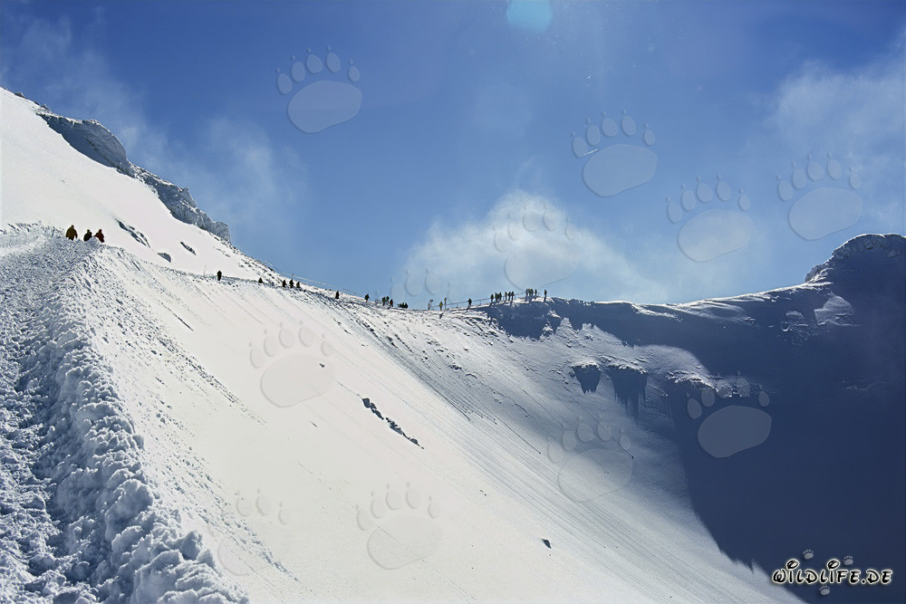 Winterwanderung auf dem Panoramaweg an der Karwendelbahn Bergstation