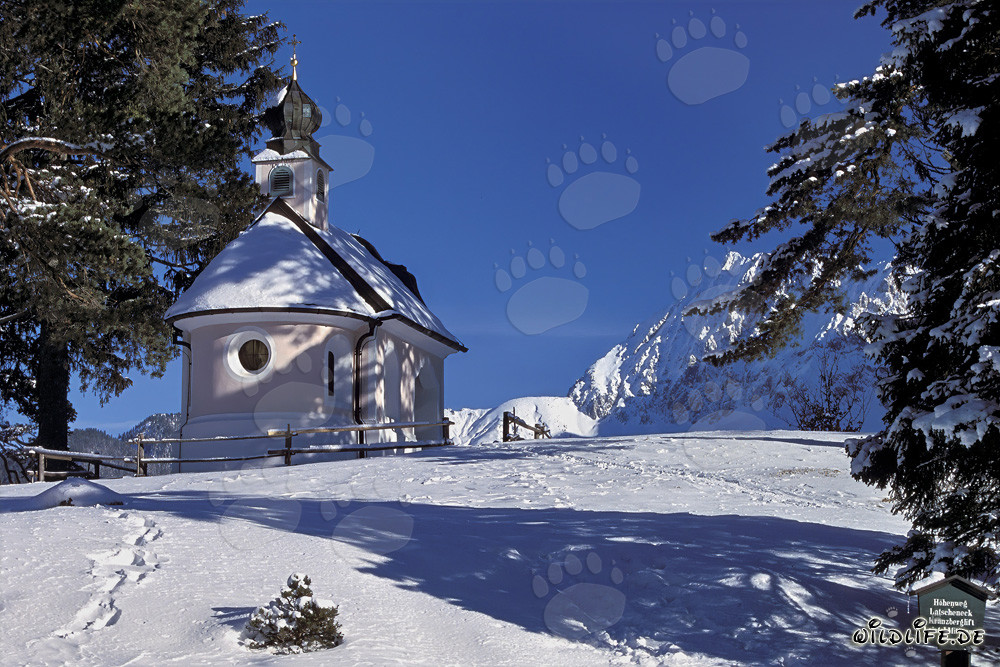 Besinnliche Weihnachtsstimmung in den bayerischen Alpen