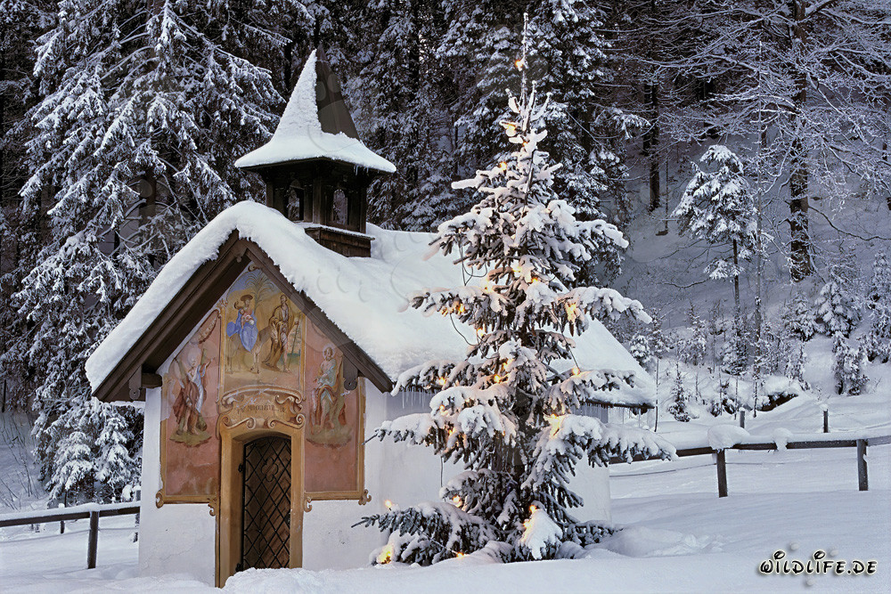 Besinnliche Weihnachtsstimmung in den bayrischen Bergen