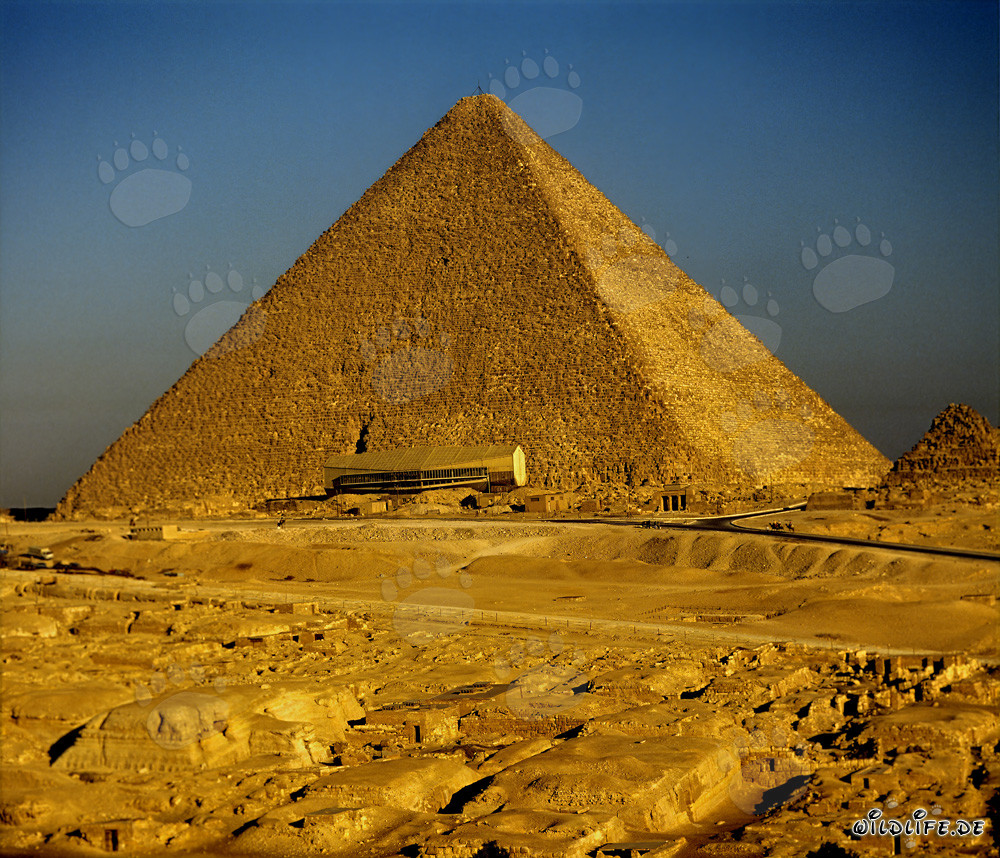 Die majestätische Cheops-Pyramide in Gizeh