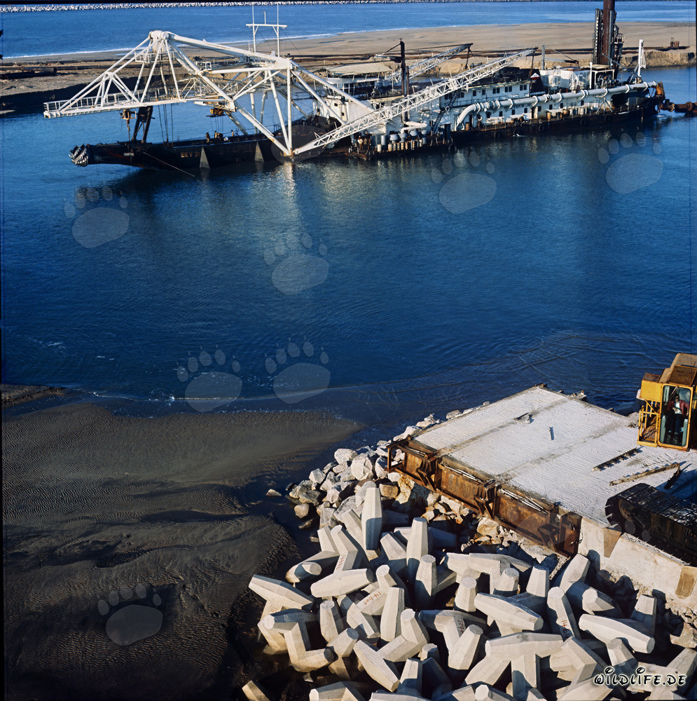 Blocco prefabbricato in calcestruzzo sulla punta nord del porto di Richards Bay
