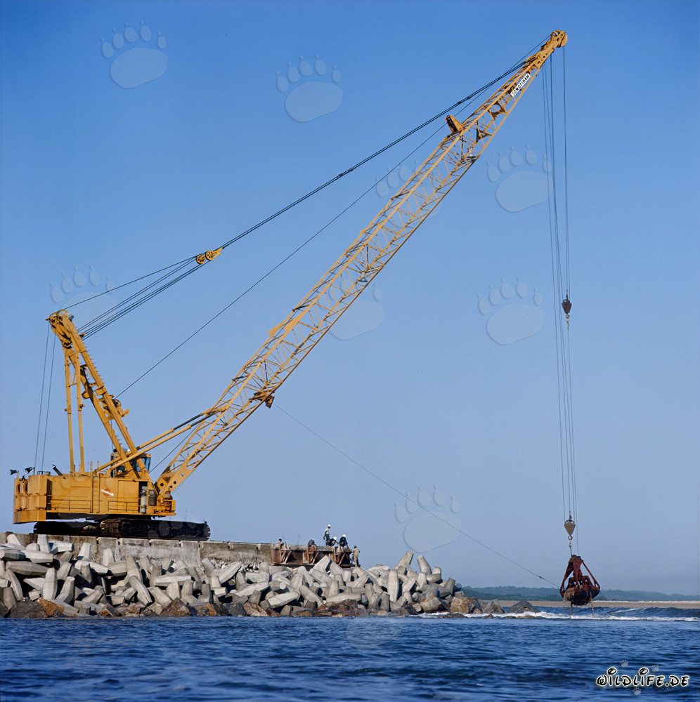 Lavori di scavo con Manitowoc 4600 al North Headland a Richards Bay