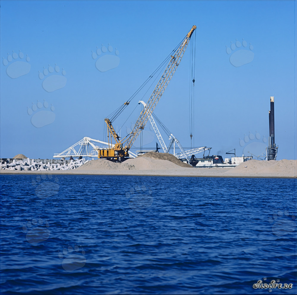 Dragado con Manitowoc 4600 en North Headland en Richards Bay, Sudáfrica