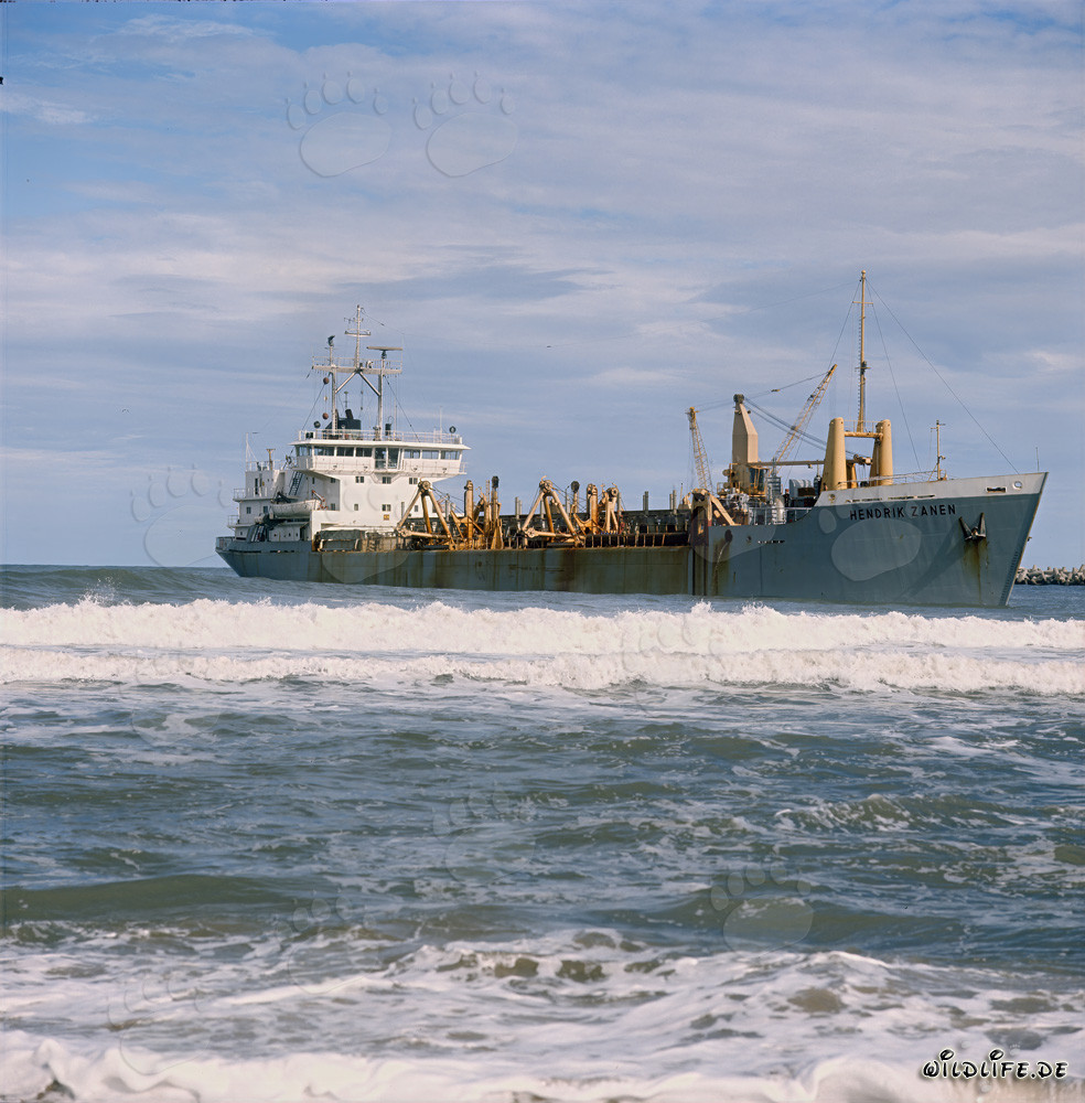 Trailing Suction Hopper Dredger HENDRIK ZANEN at Richards Bay Harbour, South Africa