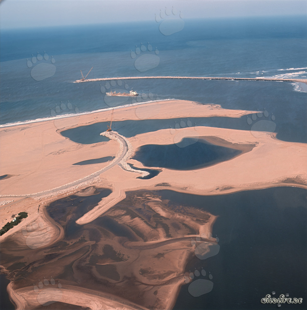 Luftbildaufnahme des Hafenausbaus in Richards Bay, Natal, Südafrika
