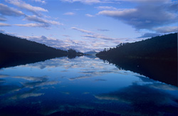 Magische Abendstimmung am Lake Coville in Alaska