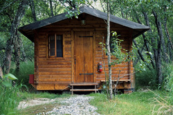 Experience Pure Nature at Grosvenor Lodge on Grosvenor Lake in Alaska