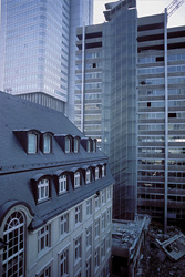 Fascinating demolition works at the former headquarters of Philipp Holzmann AG in Frankfurt am Main