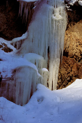 Experience the beauty of a frozen waterfall in Mittenwald