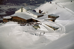Estación de montaña invernal del teleférico de Karwendel en Mittenwald - ¡Naturaleza pura!