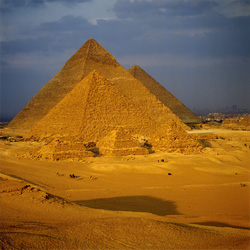 Die legendären Pyramiden von Gizeh - Meisterwerke der ägyptischen Baukunst