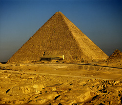 Erkunden Sie die beeindruckende Cheops-Pyramide in Gizeh