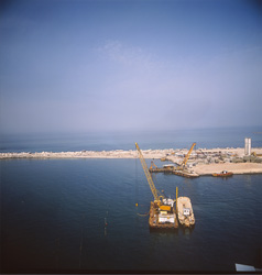 Fascinating crane barge with split barge at Ras el Tin Harbor, Alexandria, Egypt