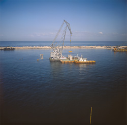 Fascinating Construction Process of the Quay Wall in Ras el Tin Harbor, Alexandria with the Floating Crane 'Gamal'