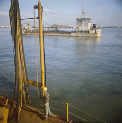 Fascinating harbor development with Galilei 2000 dredging in Ras el Tin, Alexandria, Egypt